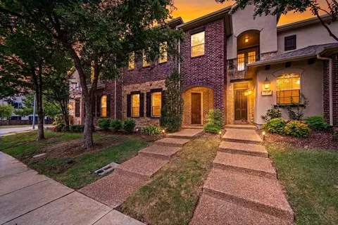 8607 Calvin Rd, Irving, TX 75063