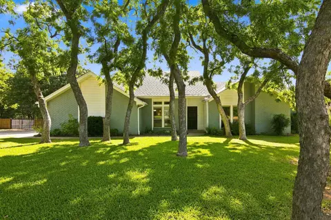 800 Ledara Ln, Keller, TX 76248