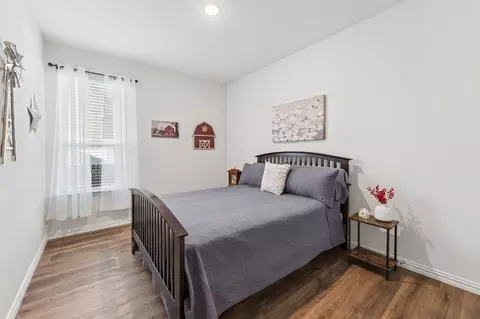 Bedroom - 772 Brookside Dr, Springtown, TX 76082 photo 5 of 7