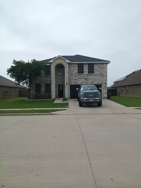 10325 Pyrite Dr, Fort Worth, TX 76131