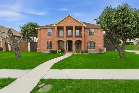 1400 Hudspeth Dr, Carrollton, TX 75010
