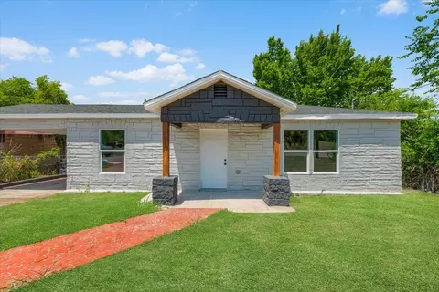 1312 Lindsey St, Fort Worth, TX 76105