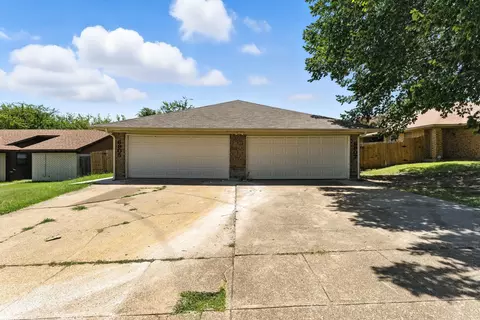 6905 W Cleburne Rd, Fort Worth, TX 76133