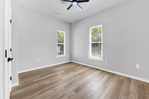 Bedroom - 909 E High St, Terrell, TX 75160 photo 1 of 3