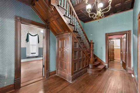 Entry Way - 604 Johnson St, Terrell, TX 75160 photo 1 of 2