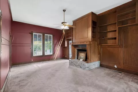 Living - 604 Johnson St, Terrell, TX 75160 photo 2 of 3