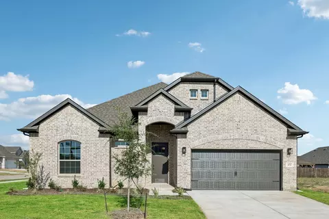 432 Daybreak Dr, Waxahachie, TX 75167