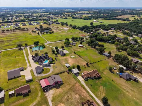 View/Area - 1389 Thomas Rd, Springtown, TX 76082 photo 7 of 9