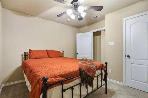 Bedroom - 1389 Thomas Rd, Springtown, TX 76082 photo 4 of 6