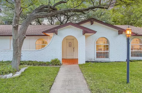 404 Green River Trl, Fort Worth, TX 76103