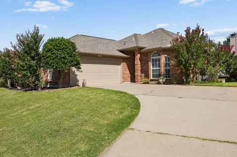 1833 Melton Dr, Carrollton, TX 75010