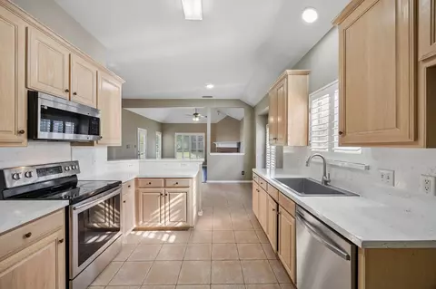 1833 Melton Dr, Carrollton, TX 75010