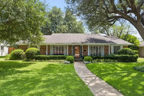 3240 Chapel Downs Dr, Dallas, TX 75229