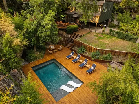 1001 Sarasota Cir, Dallas, TX 75223