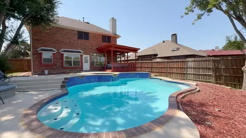 1339 Barclay Dr, Carrollton, TX 75007