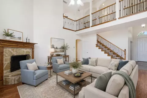 2305 Trickling Creek Dr, Garland, TX 75041