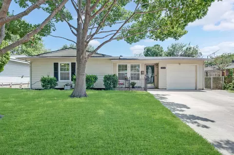 2632 Wicker Ave, Farmers Branch, TX 75234