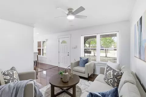 12319 Sunland St, Dallas, TX 75218
