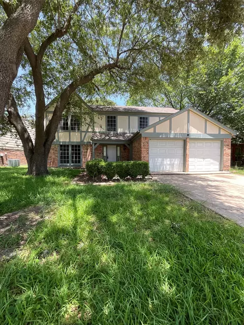 2332 Abbington Ln, Grand Prairie, TX 75052