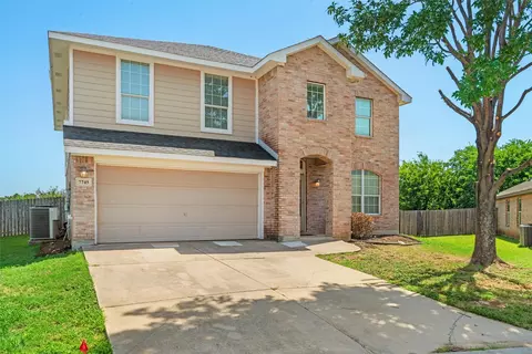 7745 Galemeadow Ct, Fort Worth, TX 76123