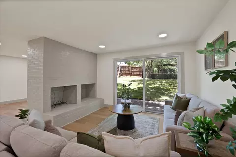 1816 Ridgmar Blvd, Fort Worth, TX 76116