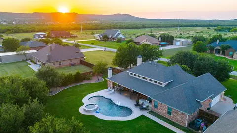 157 Coates Ave, Tuscola, TX 79562