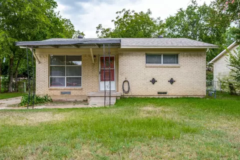 1100 Powell Cir, Mesquite, TX 75149