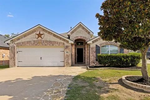 6961 Big Wichita Dr, Fort Worth, TX 76179