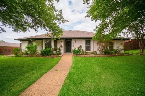 2705 Timberleaf Dr, Carrollton, TX 75006