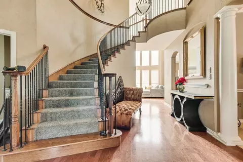 663 Links View Ct, Grand Prairie, TX 75052