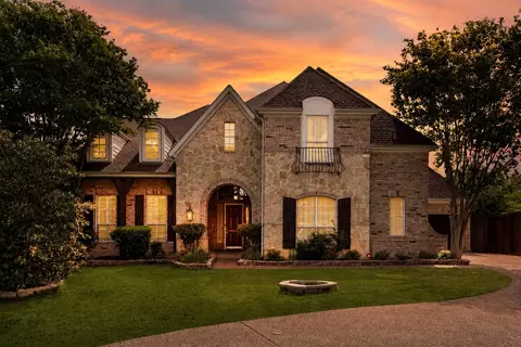 663 Links View Ct, Grand Prairie, TX 75052