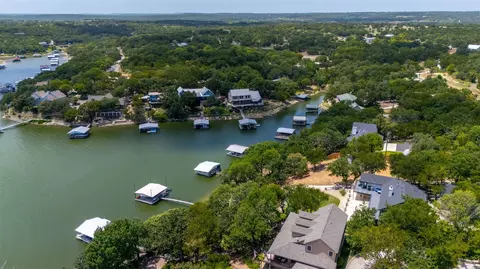 260 El Lago, Chico, TX 76431