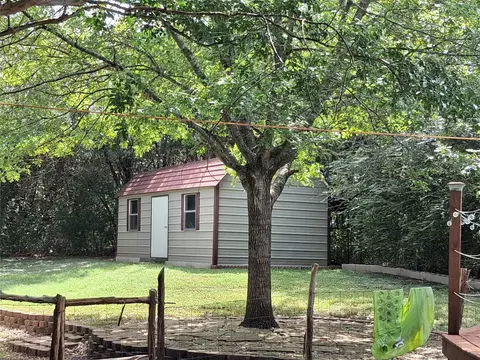 Exterior - 3600 Fox Ridge Rd, Lorena, TX 76655 photo 8 of 9