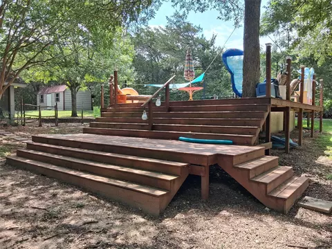 Exterior - 3600 Fox Ridge Rd, Lorena, TX 76655 photo 5 of 9