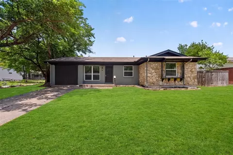 505 Pleasant Valley Rd, Garland, TX 75040