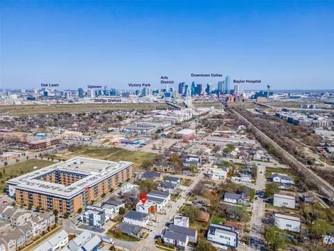 929 Bayonne St, Dallas, TX 75212