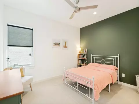 Bedroom - 972 Meadow Bend Loop S, Grapevine, TX 76051 photo 4 of 5