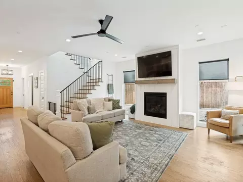 Living - 972 Meadow Bend Loop S, Grapevine, TX 76051 photo 1 of 6