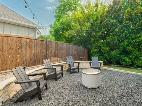 Exterior - 972 Meadow Bend Loop S, Grapevine, TX 76051 photo 5 of 6