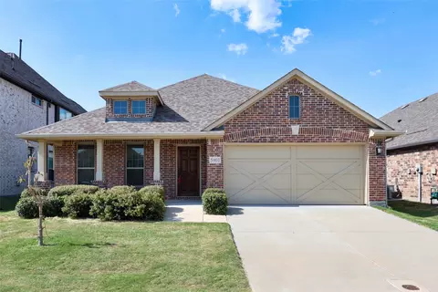 5901 Priory Dr, Aubrey, TX 76227
