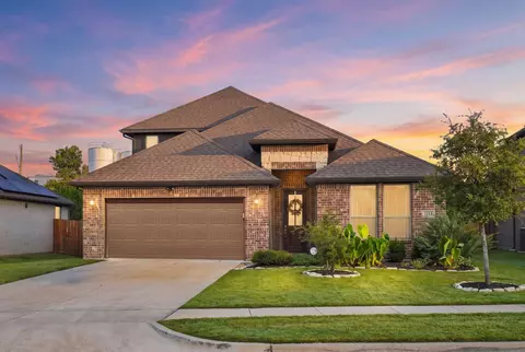 1133 Rushmore Dr, Burleson, TX 76028