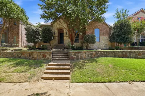 2310 Queen Morgan Ln, Lewisville, TX 75056