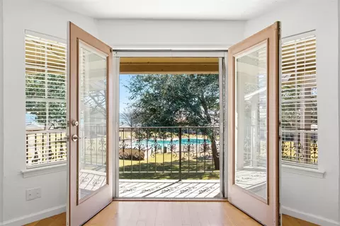5810 Marina Dr #12, Garland, TX 75043