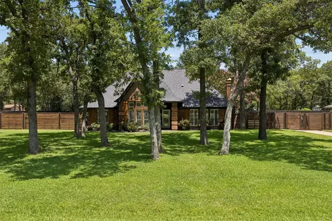 2005 Greenwood Ln, Keller, TX 76262