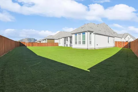 Exterior - 2017 Compton Ct, Celina, TX 75009 photo 5 of 6