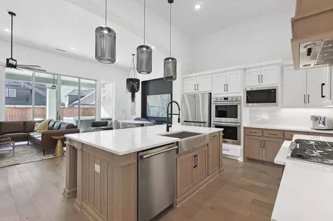 Kitchen - 2017 Compton Ct, Celina, TX 75009 photo 2 of 3