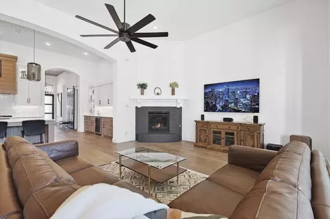 Living - 2017 Compton Ct, Celina, TX 75009 photo 2 of 3