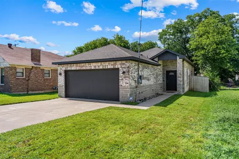 322 E Walnut St, Hillsboro, TX 76645