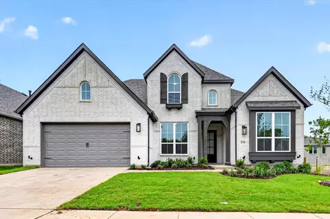 520 Stallion Ln, Van Alstyne, TX 75495
