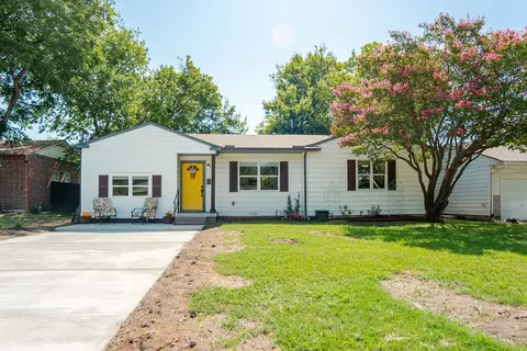 2705 Brockbank Dr, Irving, TX 75062